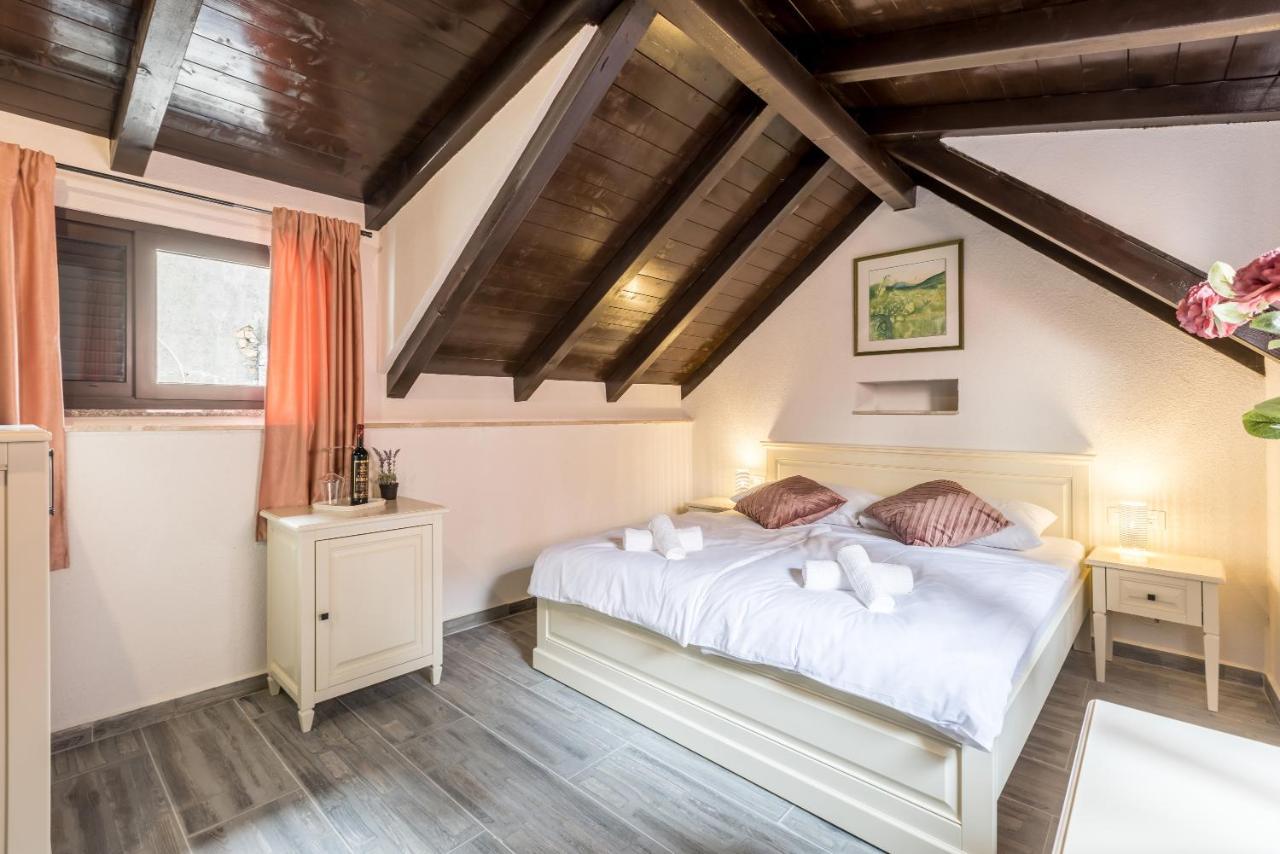 Old Town B&B Rooms Matusko Split Exteriör bild