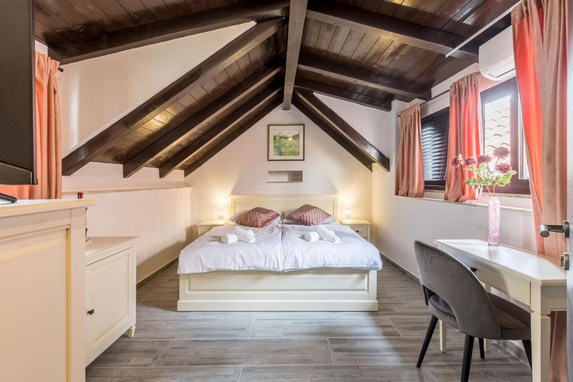 Old Town B&B Rooms Matusko Split Exteriör bild